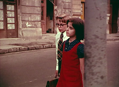 A locsolókocsi – Bori és a nyakkendős fiú jelenet 